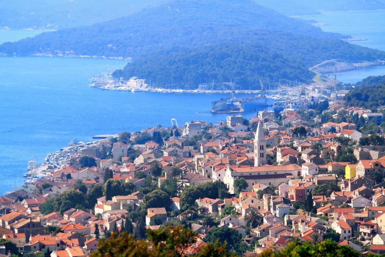 Apartments By The Sea Mali Lošinj
