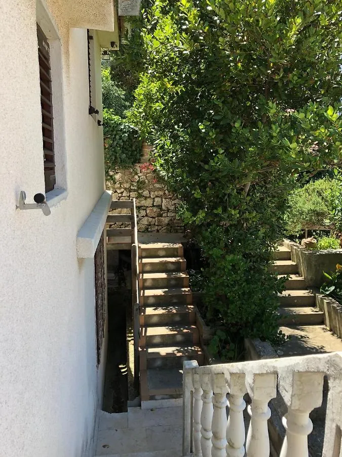 Apartments By The Sea Mali Lošinj