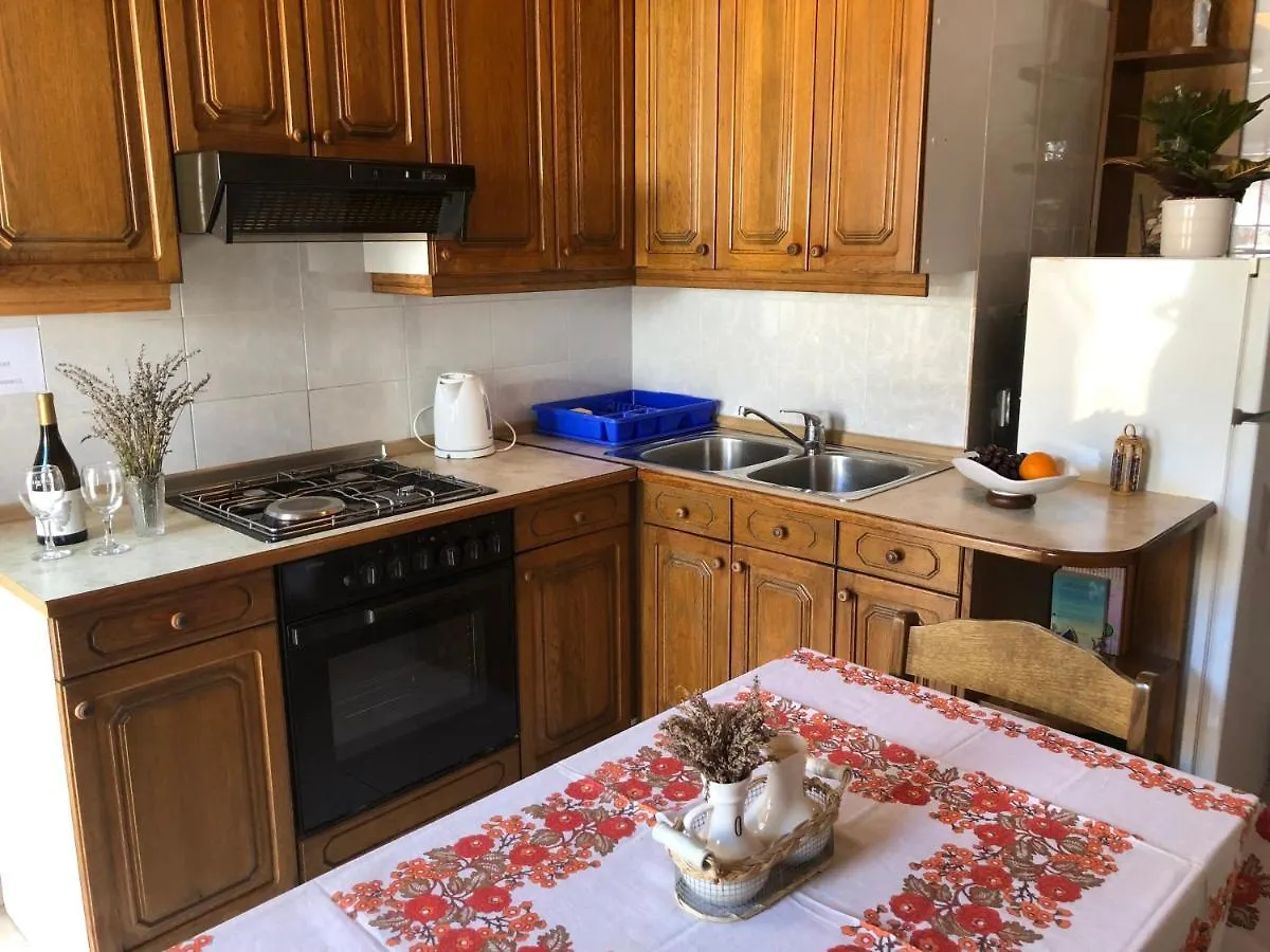 Apartments By The Sea Mali Lošinj
