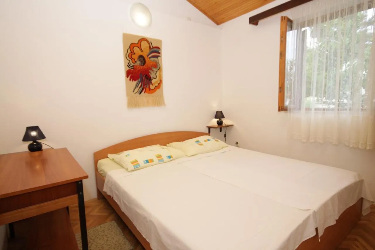 Apartments By The Sea Mali Lošinj
